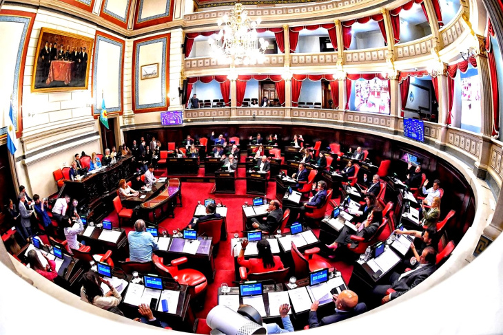 Sesión en el Senado Bonaerense