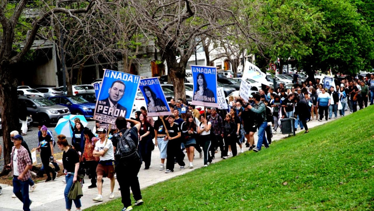 Movilización en San José 1111