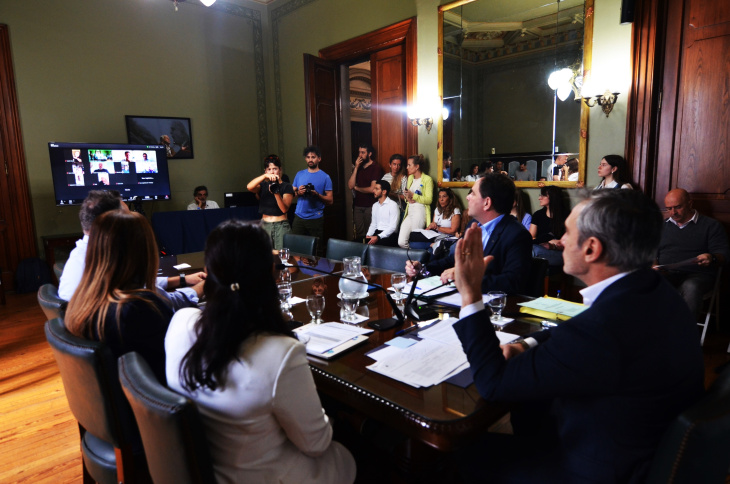 Reunión de comisión en Senado bonaerense