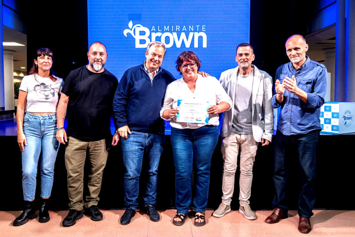 Lanzamiento Hecho en Brown