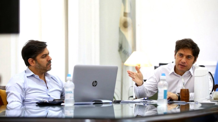 Carlos Bianco opinando sobre la reunión