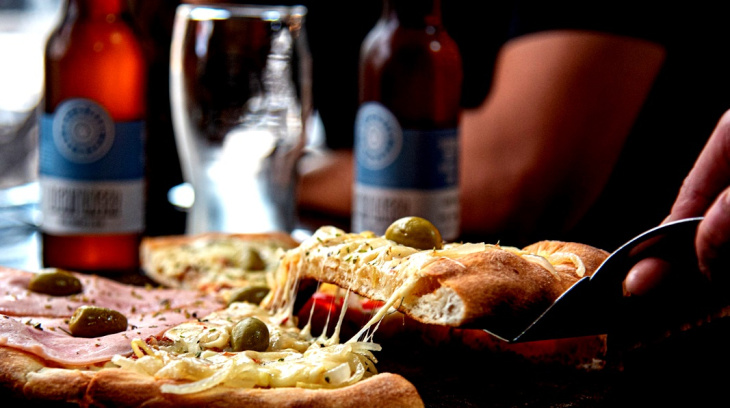 La Noche de las Pizzerías en Almirante Brown