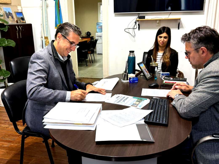 Firma del acuerdo entre Magdalena y UBA