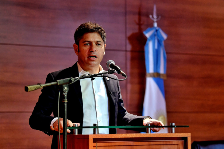 Kicillof e Insfrán durante la firma del convenio
