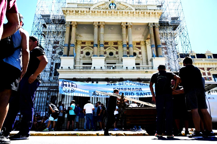 Protesta trabajadores Astillero Río Santiago