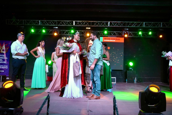 Oriana González coronación