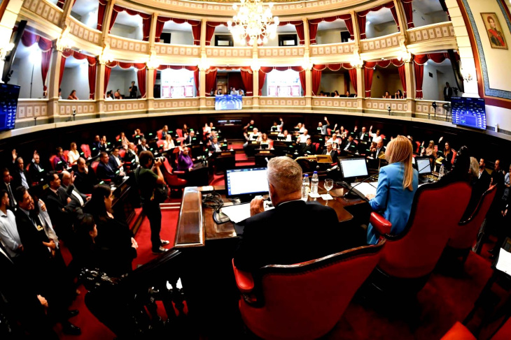 Sesión en el Senado bonaerense