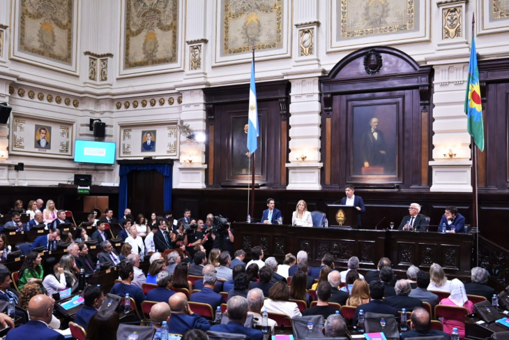 Kicillof en la legislatura