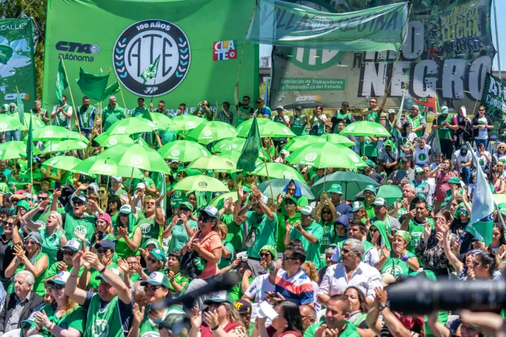 Ministros de Buenos Aires en paritarias