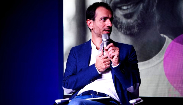 Pablo Petrecca en conferencia