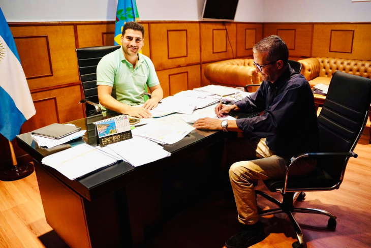 Firma de comodato del Hipódromo Municipal