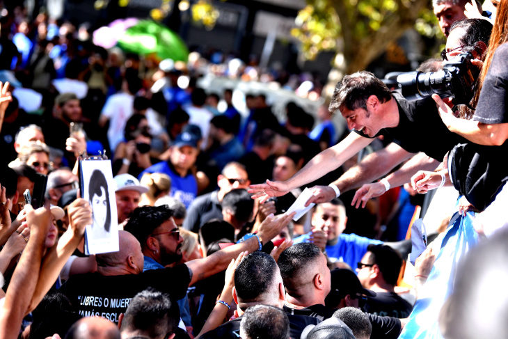 Madres de Plaza de Mayo en la marcha