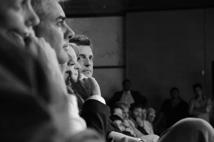 Bandera del Frente Renovador en Tigre